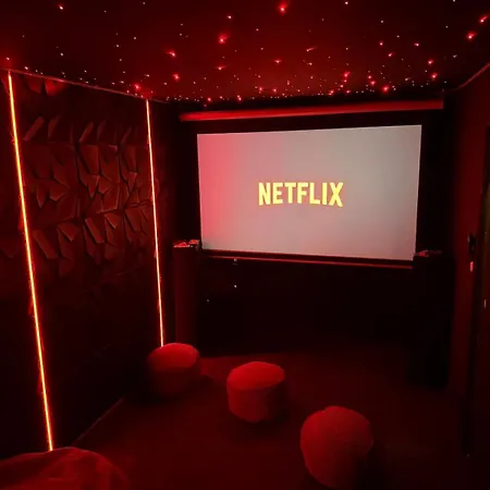 公寓 Eleven 185 M2 Gaming Cinema Sauna