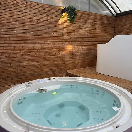 Eleven 185 M2 Gaming Cinema Sauna *