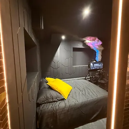 Eleven 185 M2 Gaming Cinema Sauna *
