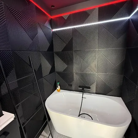 公寓 Eleven 185 M2 Gaming Cinema Sauna 波尔多